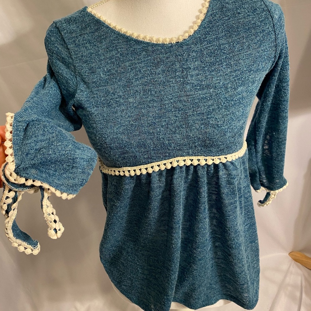 Girls cute top by just kids